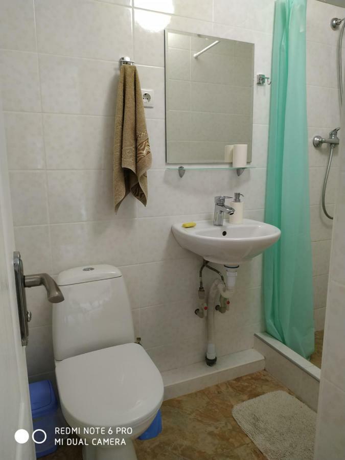 Guest House Butterfly Wing Odessa Exterior foto