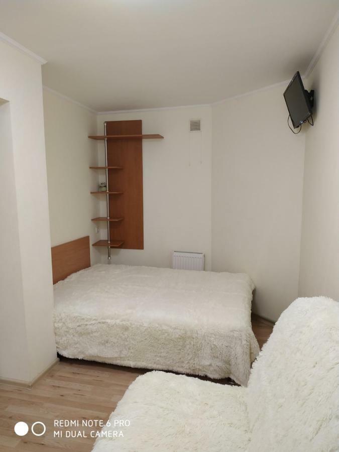 Guest House Butterfly Wing Odessa Exterior foto